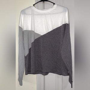 Shein Gray and White Long Sleeve Size L